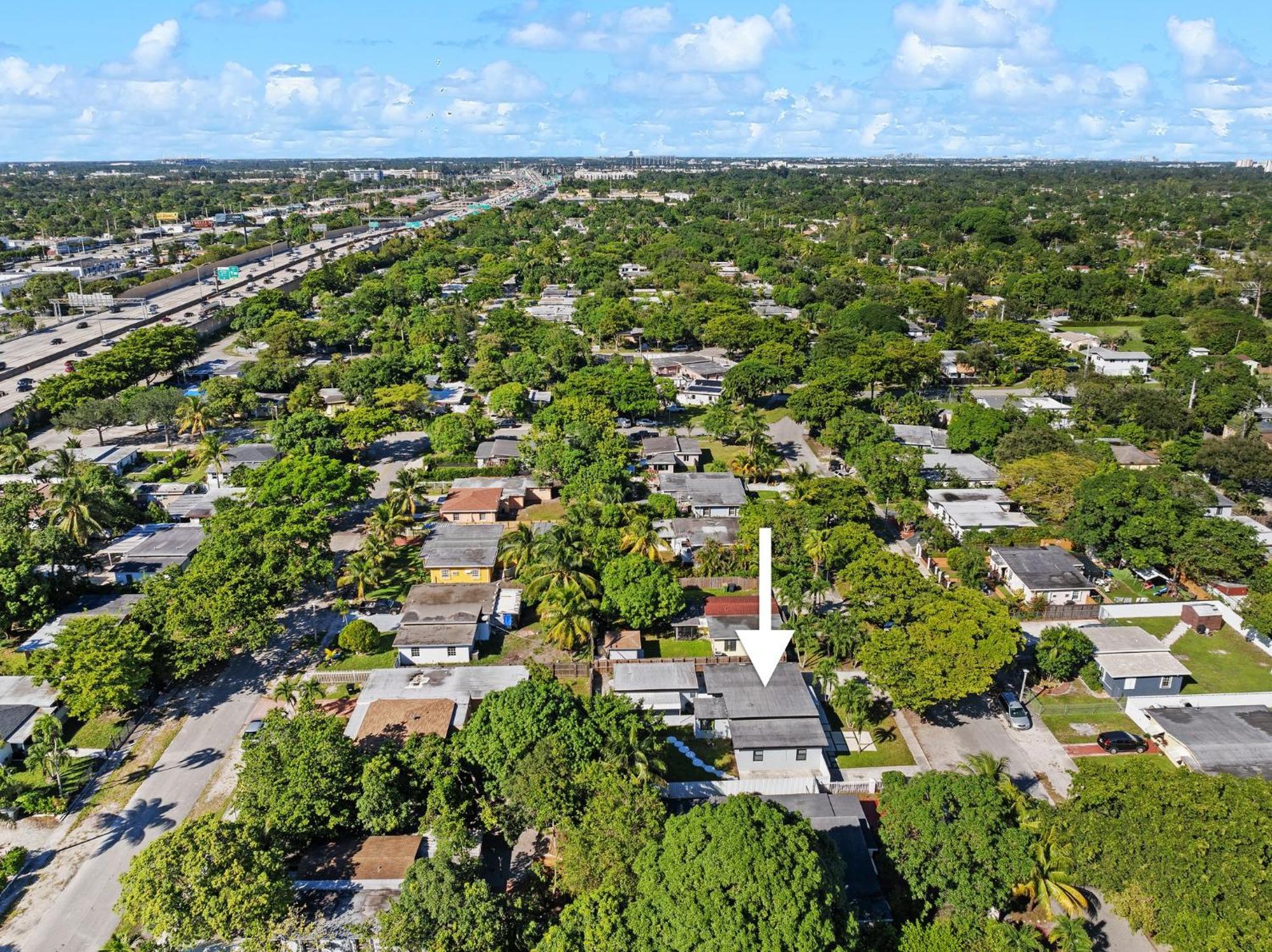 3 Bedroom And 2 Bath North Miami, Florida Exterior foto